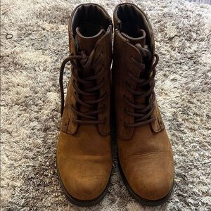 Women Clark’s Brown Lace-Up Leather Boots
